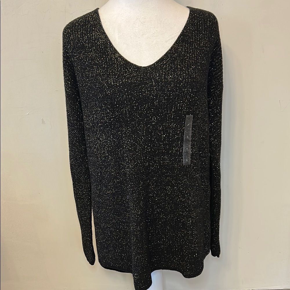 A.N.A Black and Gold long sleeve V  neck sweater Size L New